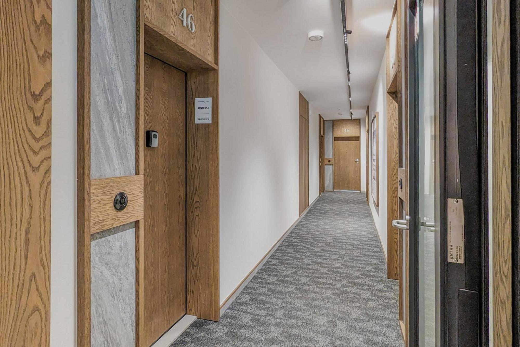 Elegant With Balcony And Air Conditioning In By Renters * Gdańsk